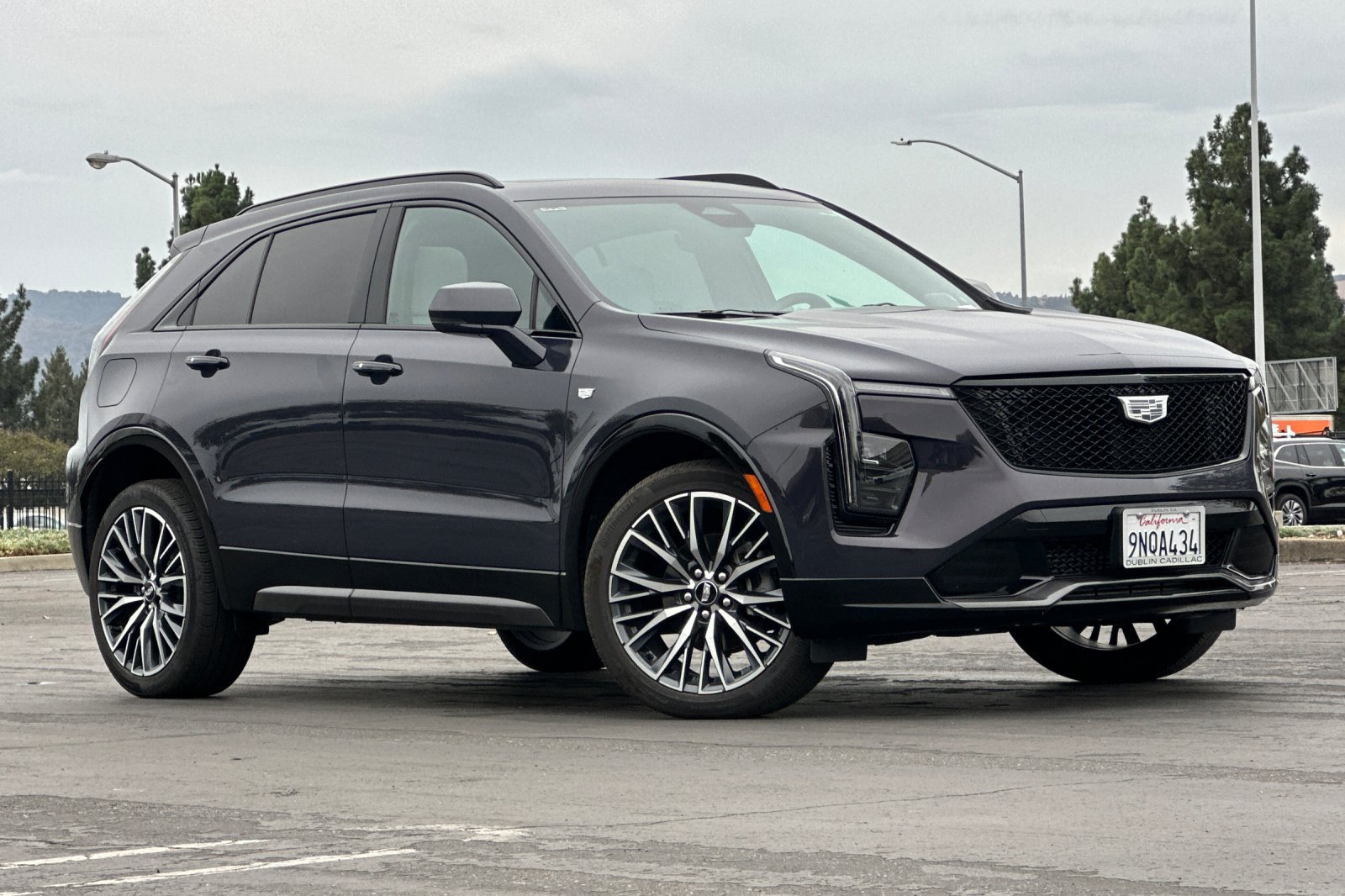 Used 2024 Cadillac XT4 Sport AWD/4WD image 2