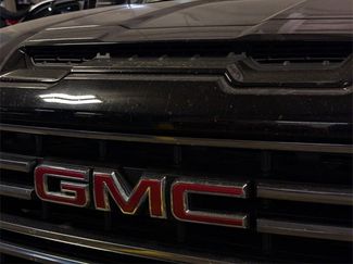 Used 2022 GMC Sierra 2500 AT4 video 2
