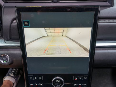 Used 2026 GMC Terrain Elevation w/ Elevation Premium Package FWD image 20