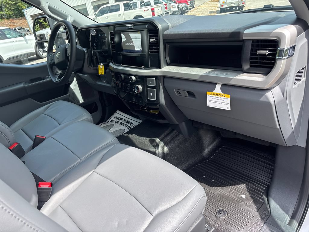 New 2026 Ford F350 XL AWD/4WD image 11