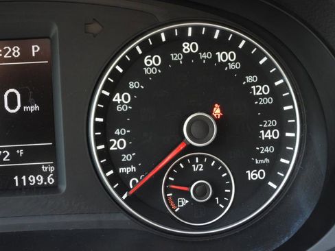 Used 2014 Volkswagen Passat 1.8T SE image 49