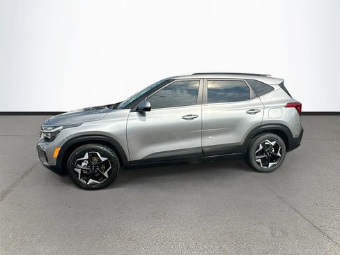 Certified 2024 Kia Seltos EX FWD image 4