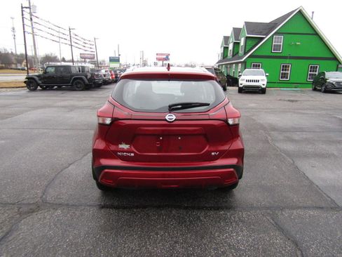 Used 2021 Nissan Kicks SV FWD image 6