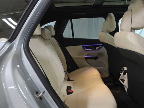 New 2026 Mercedes-Benz GLC 300 4MATIC image 12