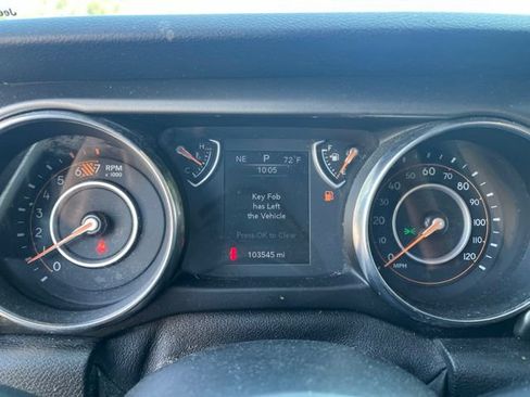 Used 2019 Jeep Wrangler Unlimited Sport S AWD/4WD image 21