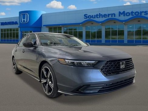 Used 2026 Honda Accord SE image 8