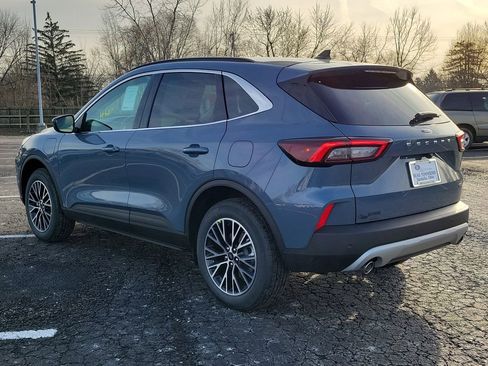 New 2026 Ford Escape SE image 6