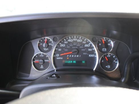 Used 2020 Chevrolet Express 2500 w/ Communications Package image 10