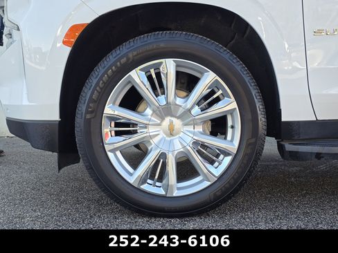 Used 2021 Chevrolet Suburban High Country image 52