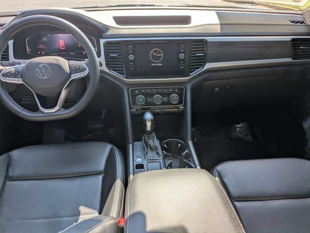 Used 2022 Volkswagen Atlas SE FWD image 16