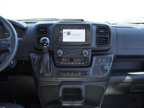 Used 2025 RAM ProMaster 2500 w/ Convenience Group FWD image 28