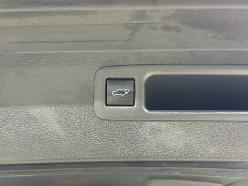 Used 2022 Toyota Highlander XSE image 72