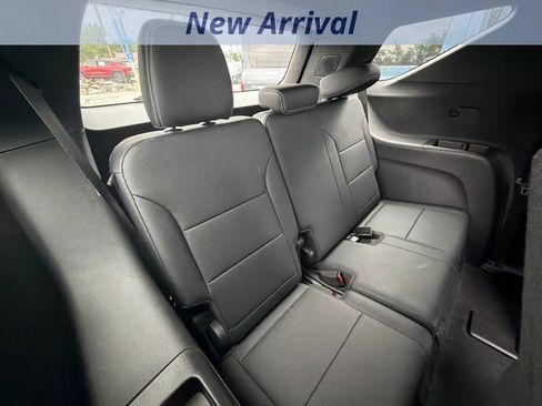 Used 2025 Chevrolet Traverse LT AWD/4WD image 7