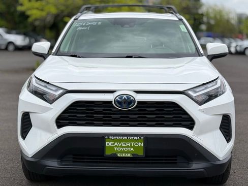 Used 2024 Toyota RAV4 XLE w/ Convenience Package AWD/4WD image 8