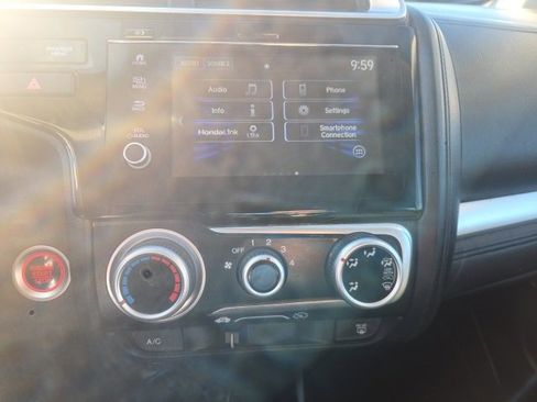 Used 2018 Honda Fit EX image 12