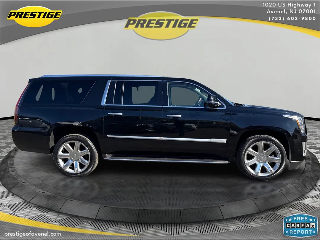 Used 2020 Cadillac Escalade ESV Luxury AWD/4WD image 4