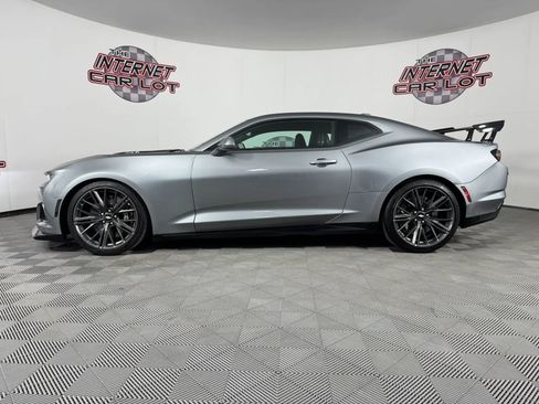 Used 2023 Chevrolet Camaro ZL1 RWD image 4