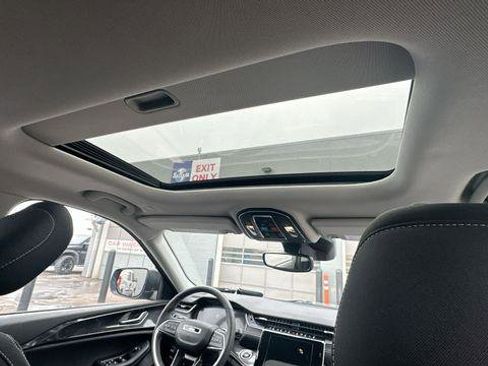 Certified 2023 Jeep Grand Cherokee L Laredo w/ Luxury Tech Group I image 23