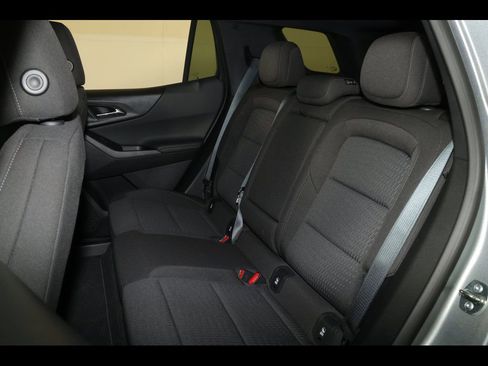 New 2026 Chevrolet Equinox LT w/ Safety and Technology Package AWD/4WD image 24
