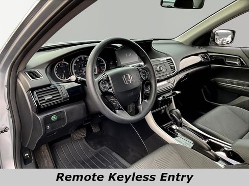 Used 2016 Honda Accord LX image 16