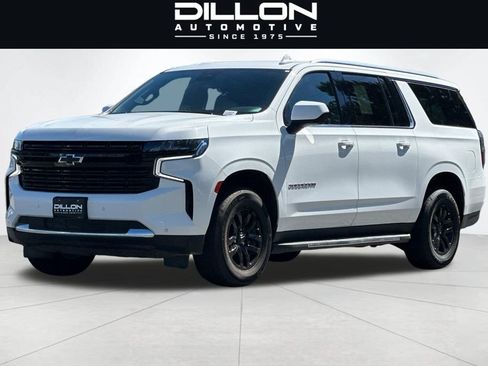 Used 2024 Chevrolet Suburban LT AWD/4WD image 8
