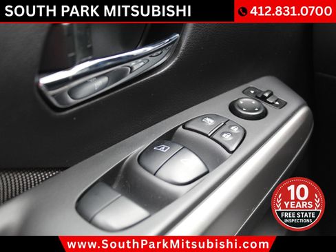 Used 2020 Nissan Kicks SV w/ Exterior Package image 21