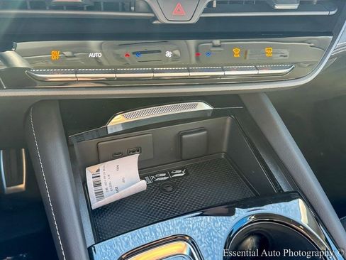 New 2025 Buick Envision Sport Touring image 18