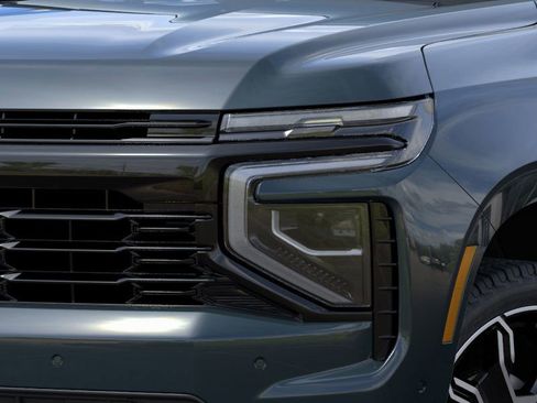New 2026 Chevrolet Suburban RST w/ RST Capability Package AWD/4WD image 10