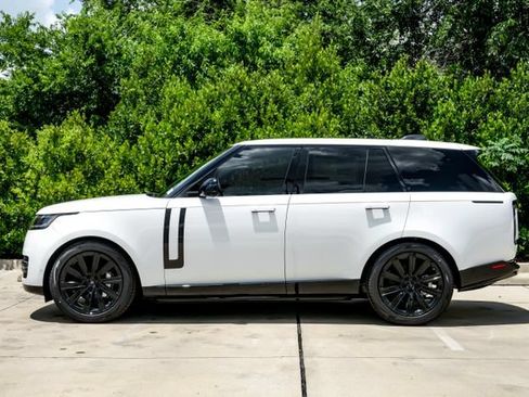 New 2026 Land Rover Range Rover SE AWD/4WD image 13