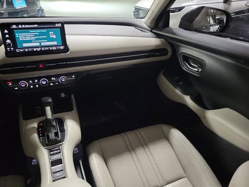 Used 2023 Honda HR-V EX-L image 14