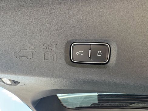 New 2025 Lincoln Navigator L Reserve image 21