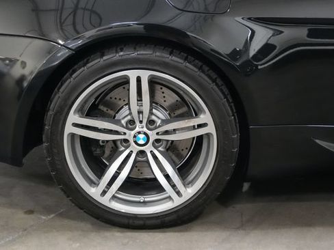 Used 2007 BMW M6 Convertible RWD image 15