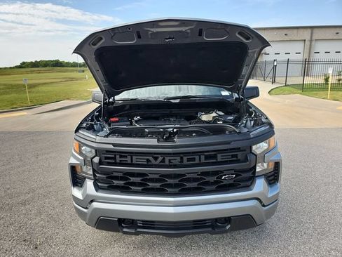 Used 2024 Chevrolet Silverado 1500 Custom w/ Turbomax Blackout Package AWD/4WD image 29