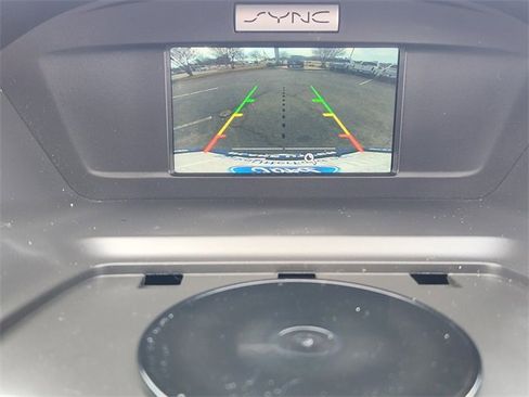 Used 2017 Ford Escape SE image 18