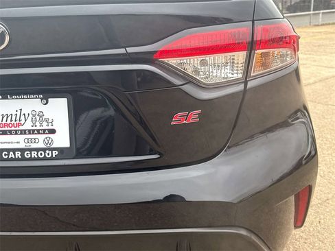 Used 2025 Toyota Corolla SE image 9