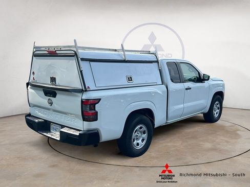 Used 2022 Nissan Frontier S RWD image 3