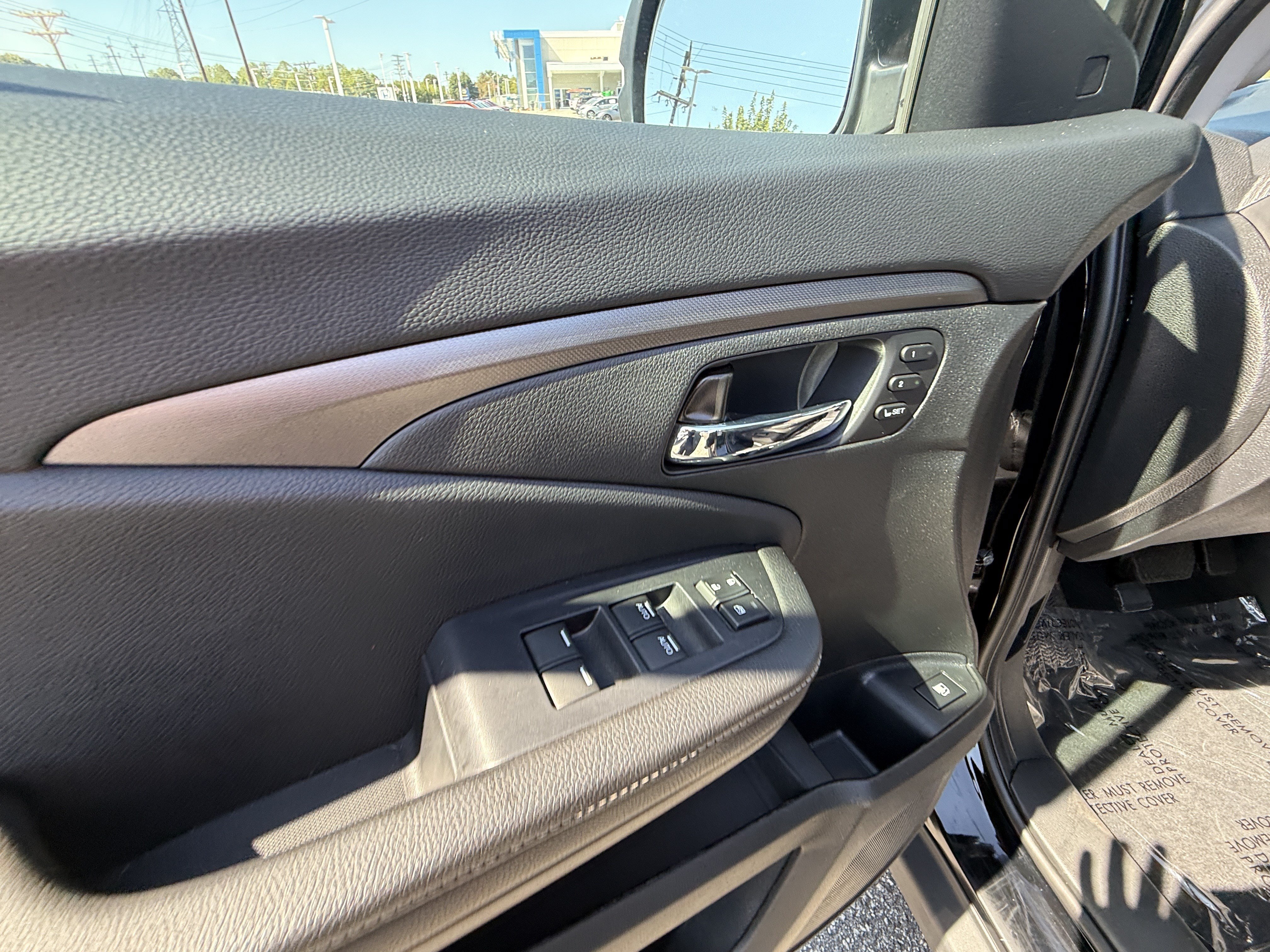 Certified 2025 Honda Ridgeline RTL image 18