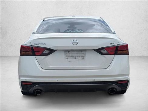 Used 2020 Nissan Altima 2.5 SR FWD image 6