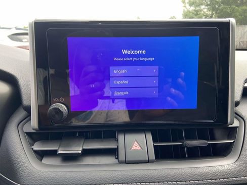Used 2025 Toyota RAV4 XLE w/ Convenience Package FWD image 23