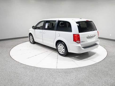 Used 2017 Dodge Grand Caravan SE w/ Power Window Group FWD image 32