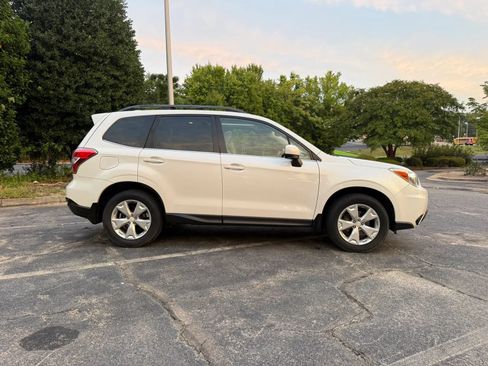 Used 2016 Subaru Forester 2.5i Limited w/ Protection Package #2 AWD/4WD image 4