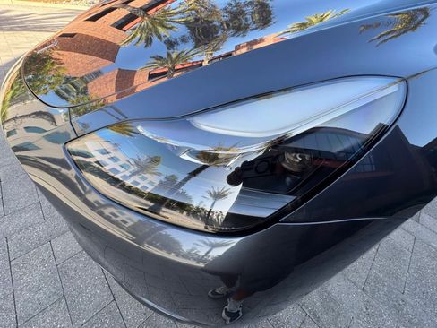 Used 2024 Tesla Model Y Long Range RWD image 23