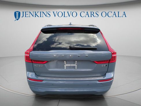 Certified 2023 Volvo XC60 B5 Core w/ Climate Package AWD/4WD image 4