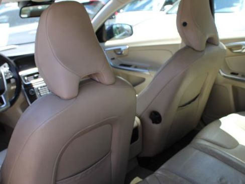 Used 2012 Volvo S60 T5 FWD image 21