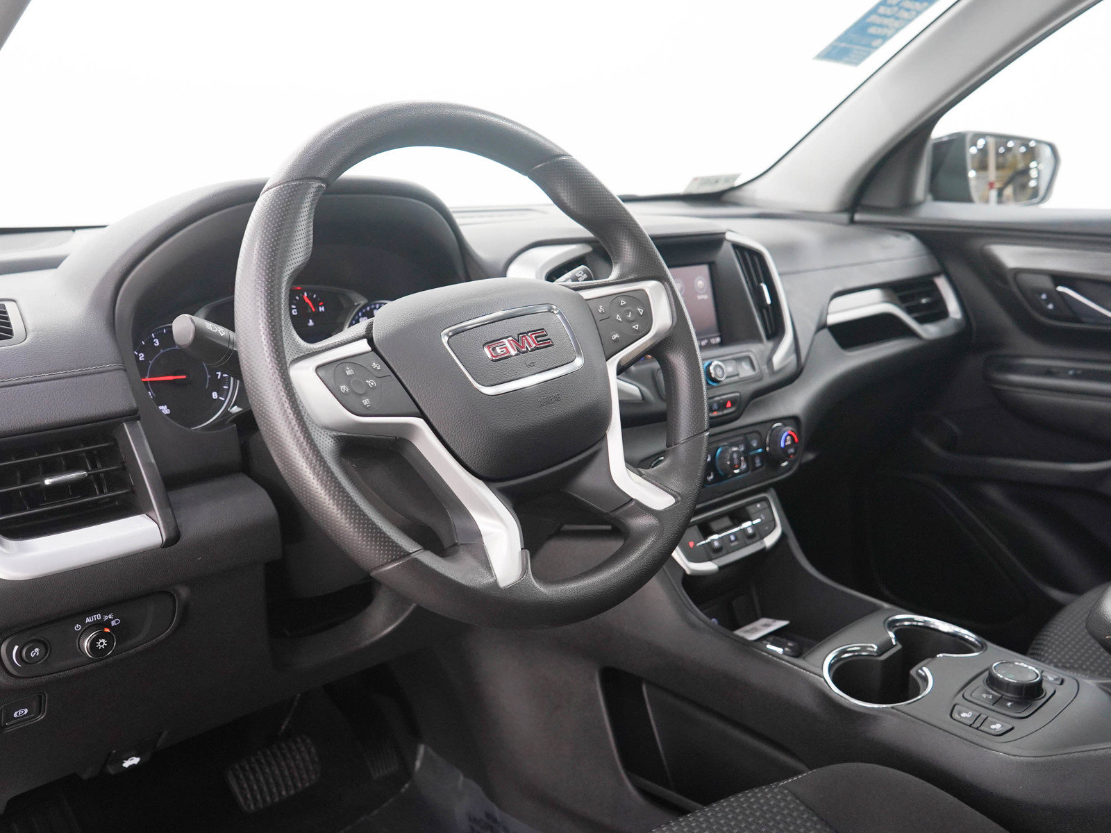 Used 2023 GMC Terrain SLE w/ Driver Convenience Package AWD/4WD image 25