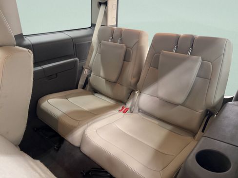 Used 2012 Ford Flex Limited FWD image 14