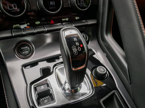 Used 2024 Jaguar F-TYPE Coupe AWD image 26
