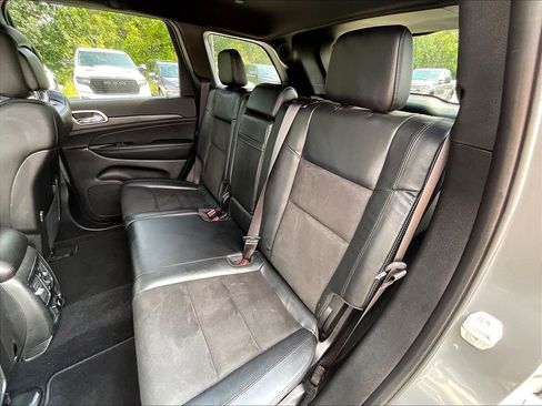 Used 2021 Jeep Grand Cherokee Laredo X AWD/4WD image 14