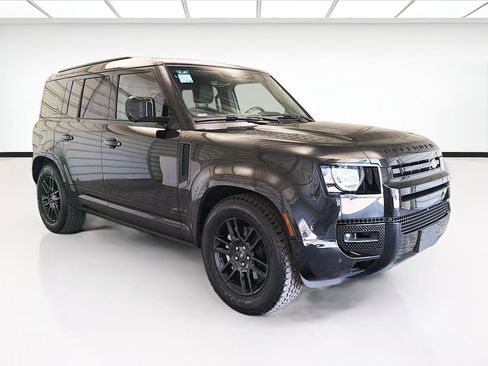 Used 2024 Land Rover Defender 110 X-Dynamic SE AWD/4WD image 3