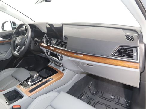 Used 2021 Audi Q5 e Prestige w/ Prestige Package AWD/4WD image 47